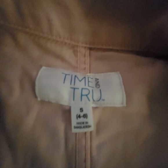 Pink jacket - Picture 7 of 8